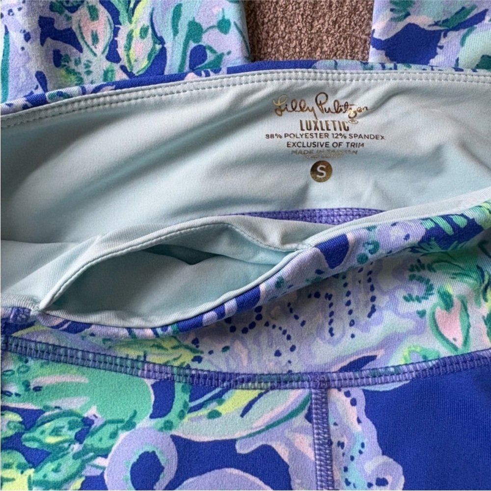 Lilly Pulitzer Luxletic Weekender Cropped Leggings Blue Current Sea Sirens Small - Picture 13 of 14